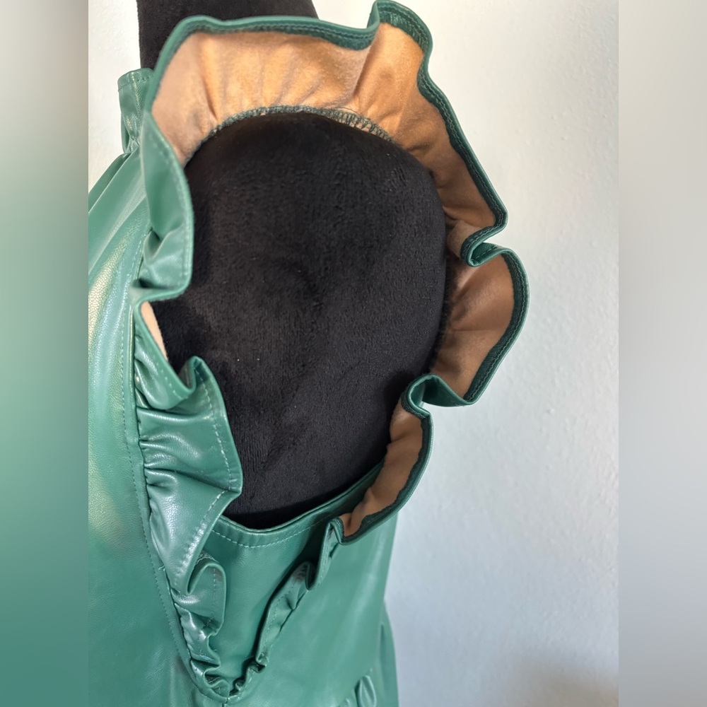 Green vegan leather tiered dress size XS - Picture 12 of 14